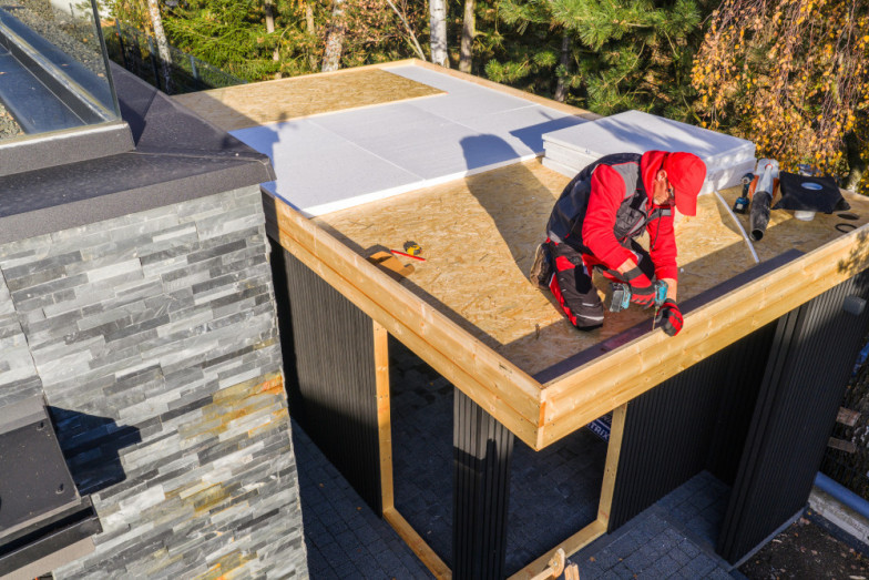 EPDM dakbedekking plaatsen Lochristi, Oost-Vlaanderen